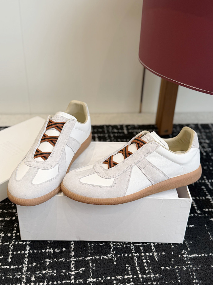 Ma1s0n Marg*e1a CALFSKIN S57WS0406