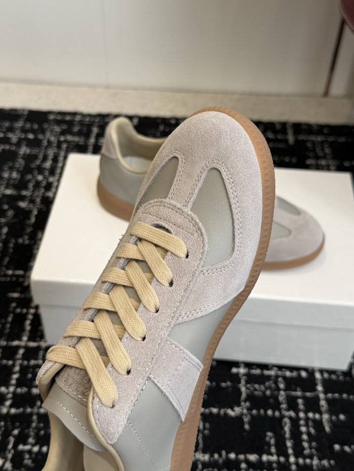 Ma1s0n Marg*e1a CALFSKIN S57WS0393