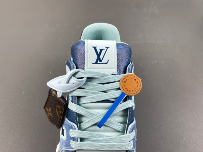 LV snekaers L0000791