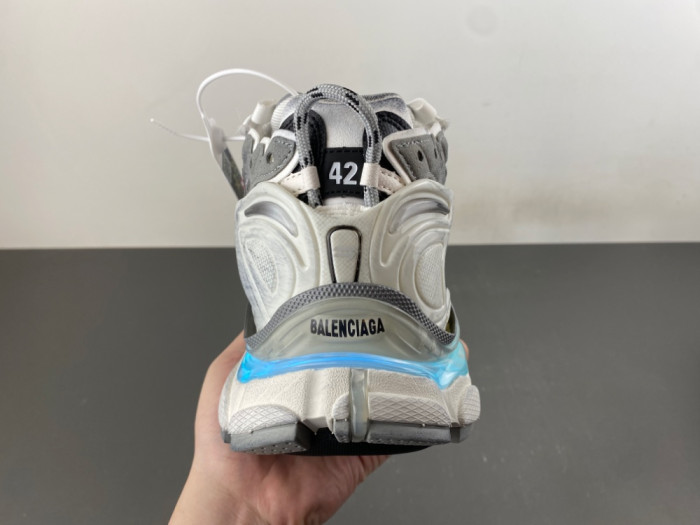 Ba1en*iaga Runner LED sneaker WRNLD 9012