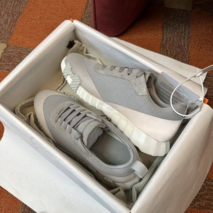 H**me5 snekaers hm030