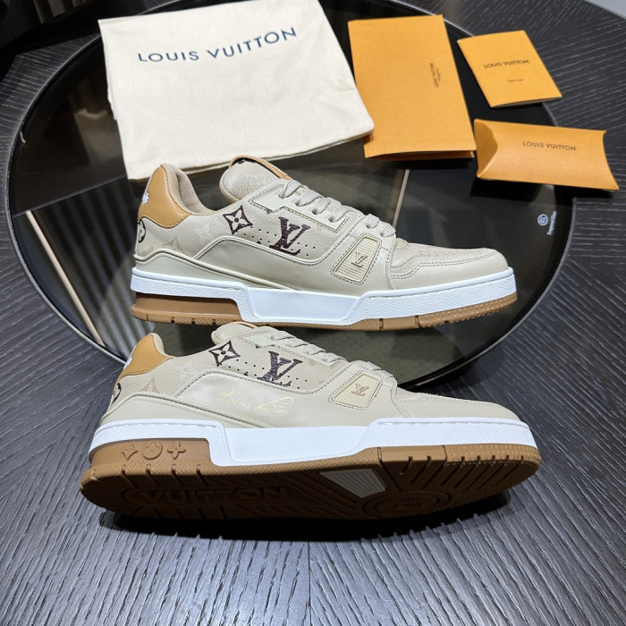 LV snekaers L0000832