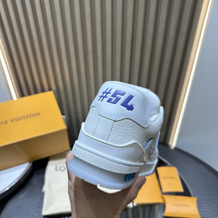 LV snekaers L0000770
