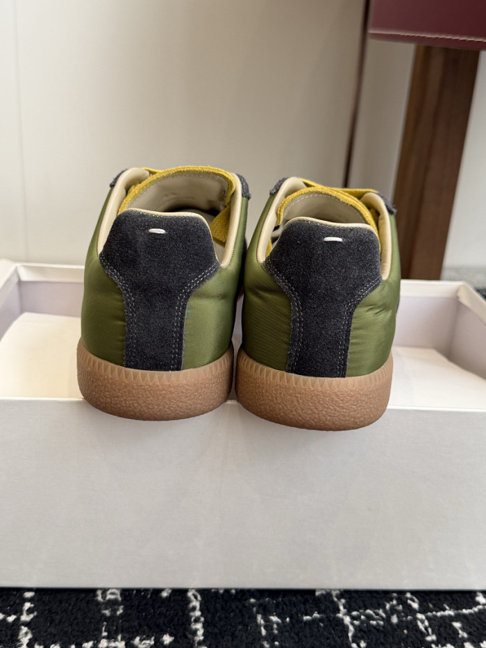 Ma1s0n Marg*e1a CALFSKIN S57WS0397