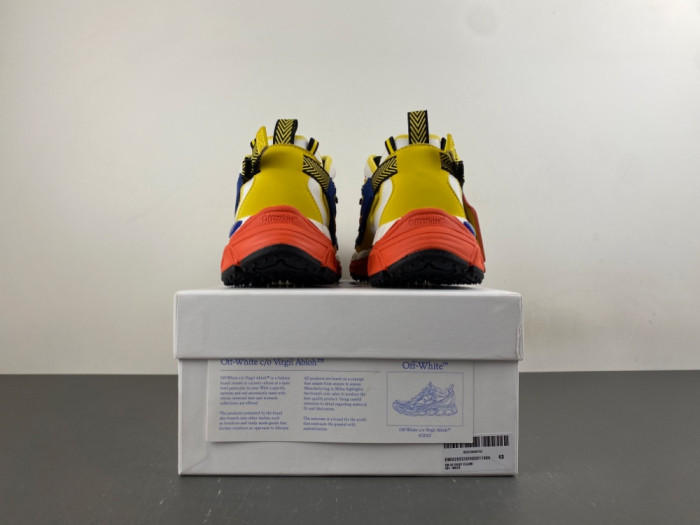 Off-White Be right back OWIA289F64
