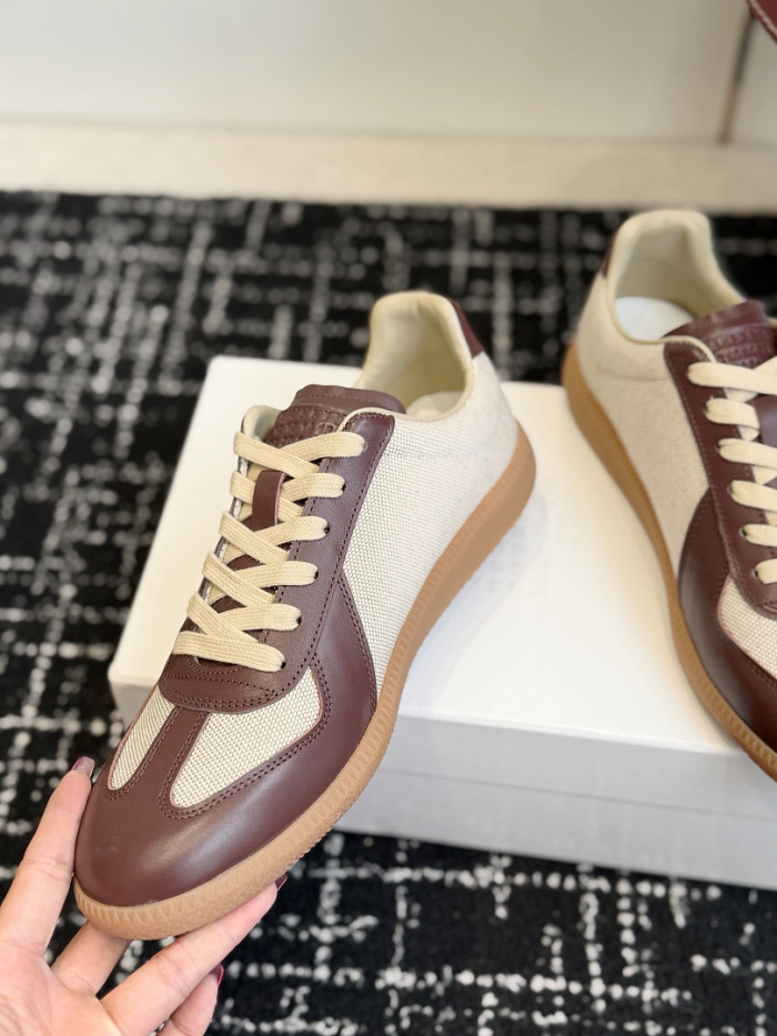 Ma1s0n Marg*e1a CALFSKIN S57WS0404