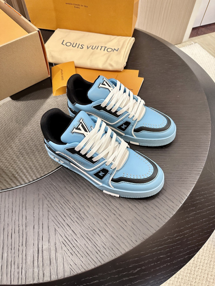 LV snekaers L0000358