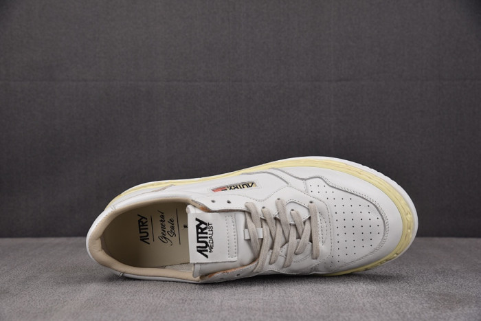 Ma1s0n MIHARA YASUHIRO SNEAKER MMYS99