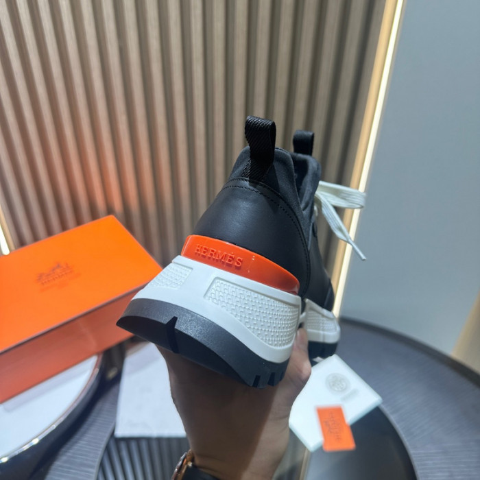 H**me5 snekaers hm046