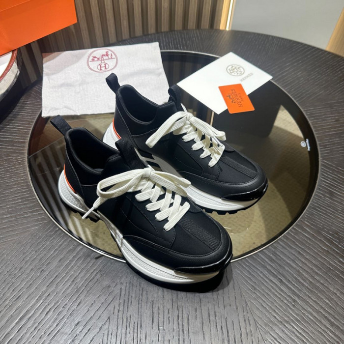 H**me5 snekaers hm046