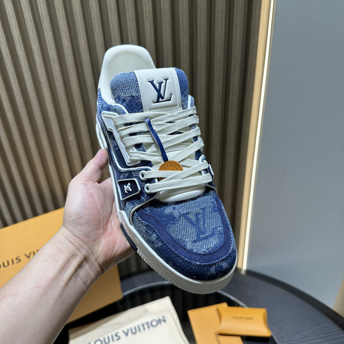 LV snekaers L0000683