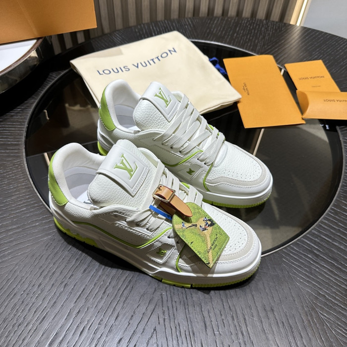 LV sneakers L0000861