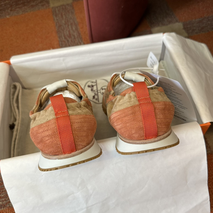 H**me5 snekaers hm042