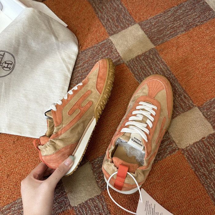 H**me5 snekaers hm042