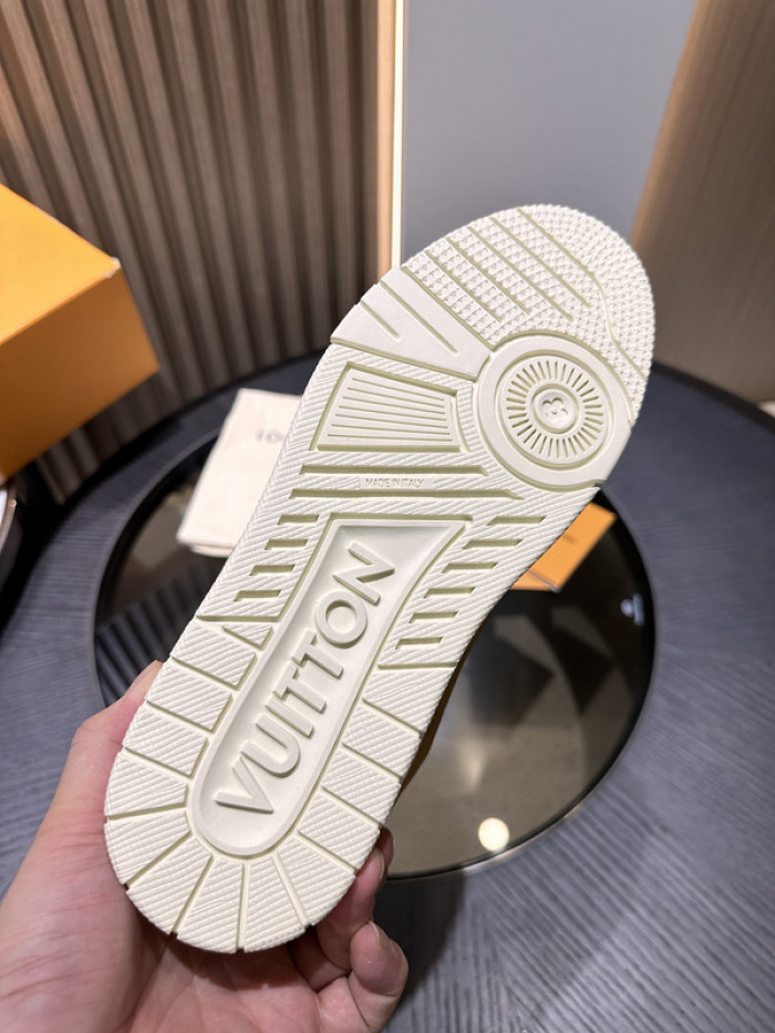 LV snekaers L0000397