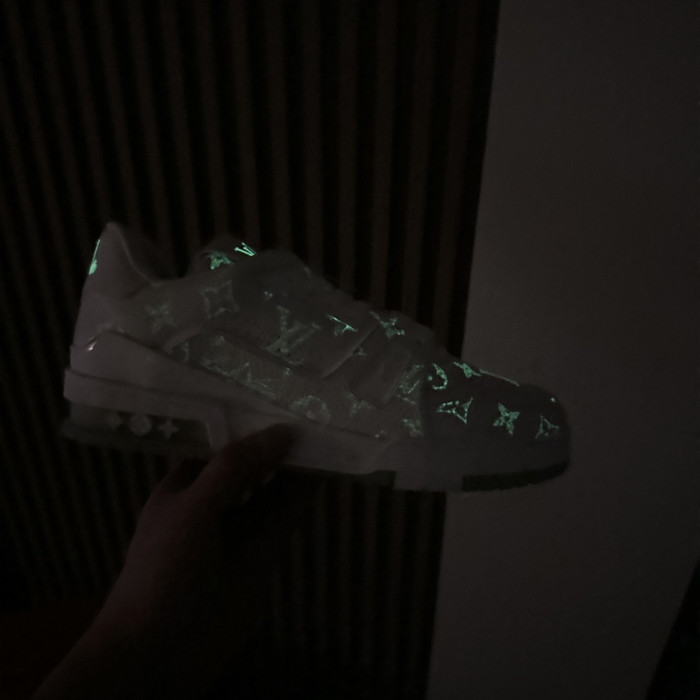 LV snekaers L0000882