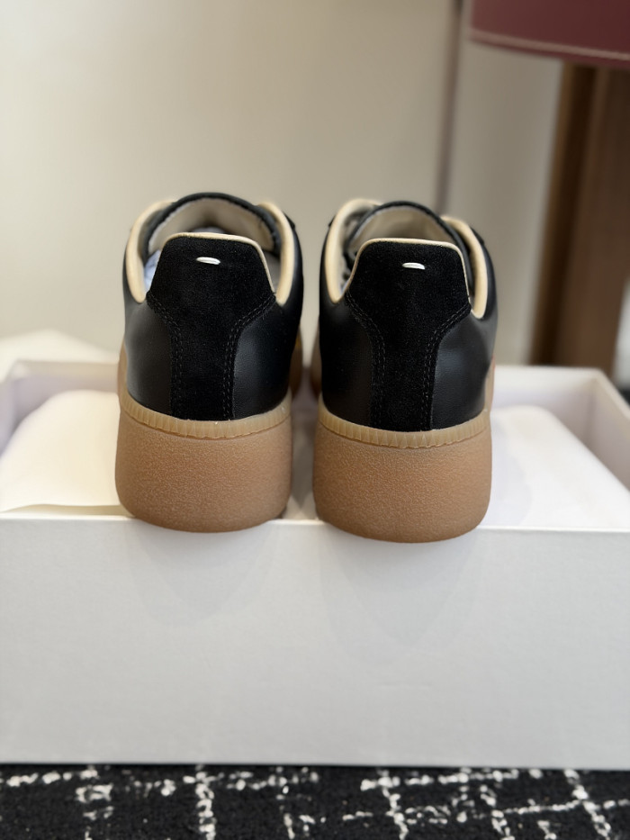 Ma1s0n Marg*e1a CALFSKIN S57WS0380