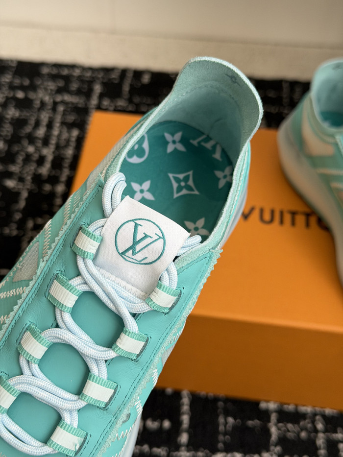 LV sneakers L0000847