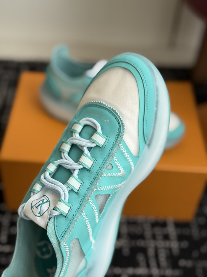 LV sneakers L0000847