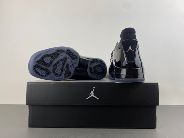 Air Jordan 17 “Black Patent” IV7640-001
