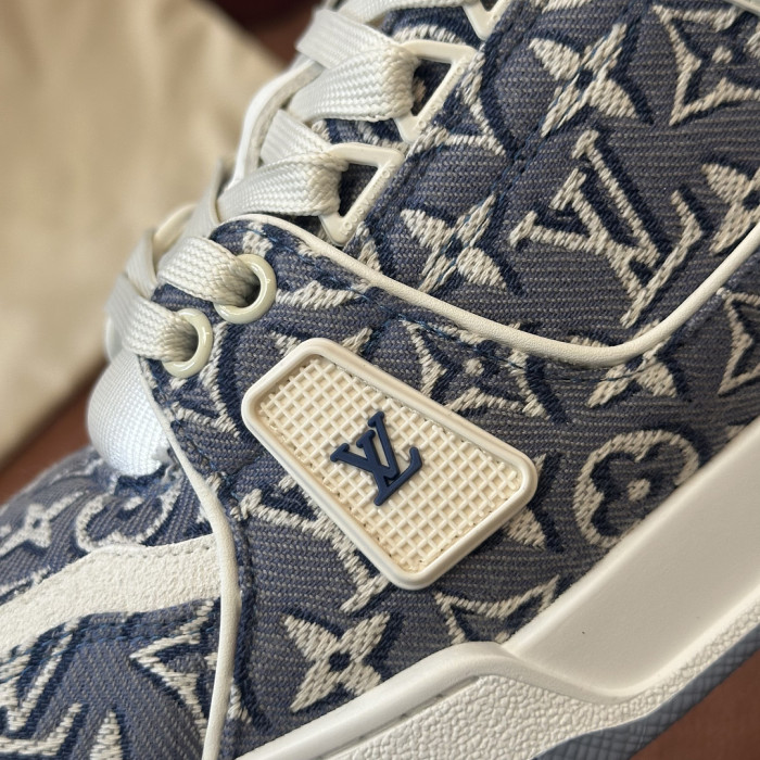 LV snekaers L0000826