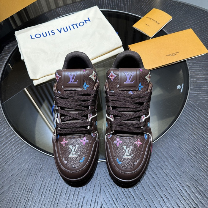 LV snekaers L0000736