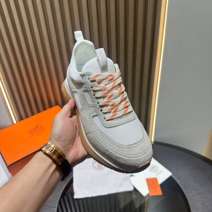 H**me5 snekaers hm050