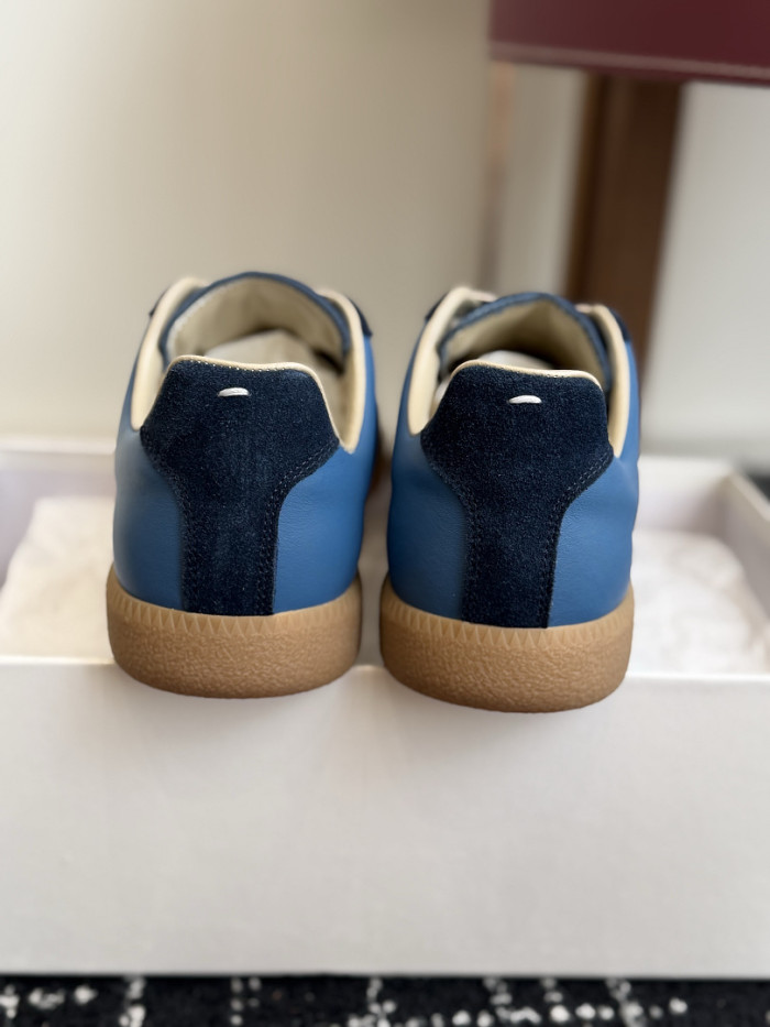 Ma1s0n Marg*e1a CALFSKIN S57WS0436