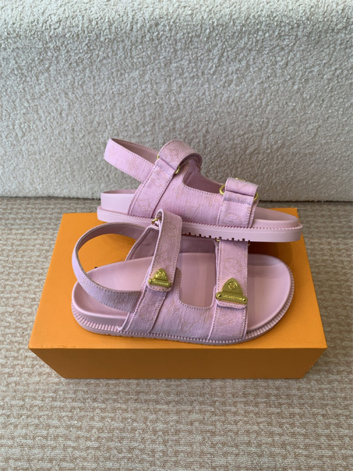 L&V sandal 204