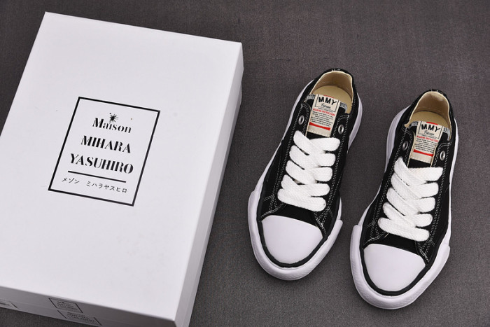 Ma*s*n mihara yasuhiro sneaker mmys54
