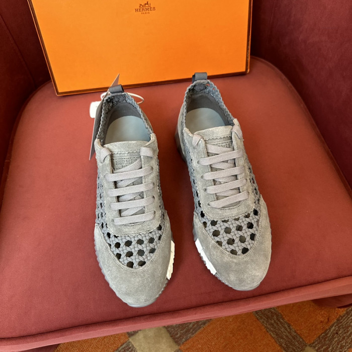 H**me5 snekaers hm018