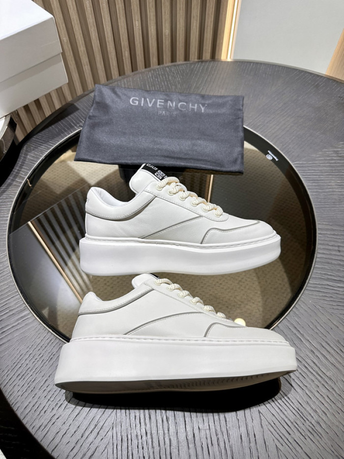 Givenchy Sneakers 660020