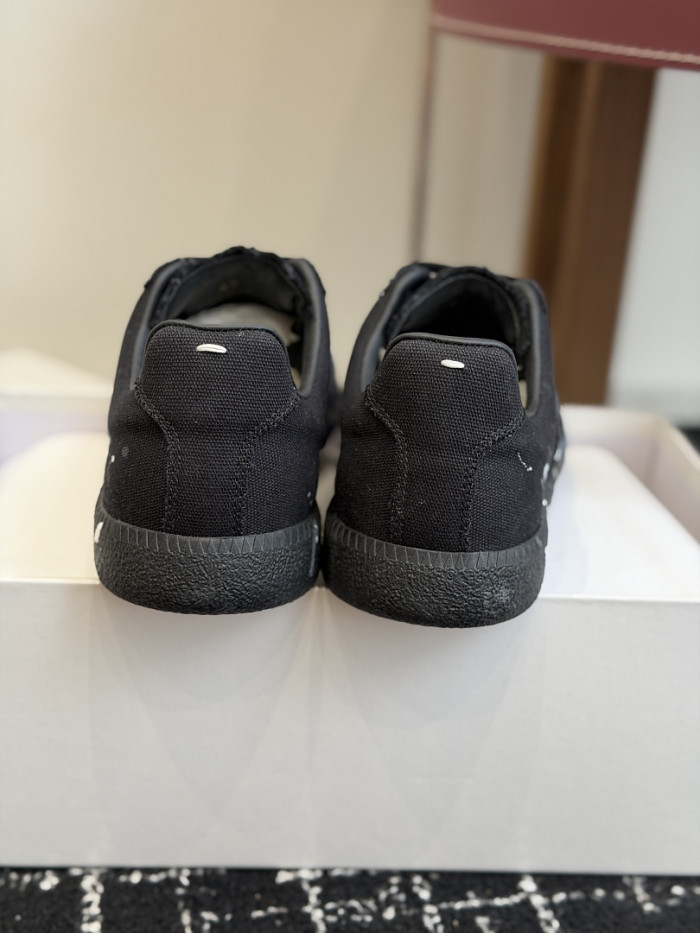 Ma1s0n Marg*e1a CALFSKIN S57WS0376