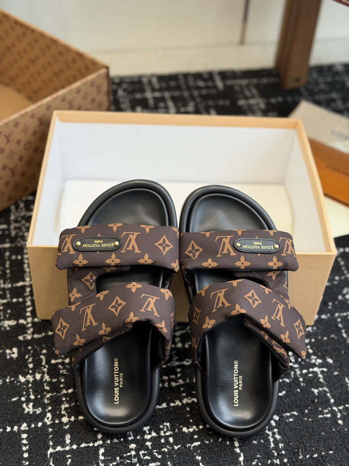 L&V sandal 250