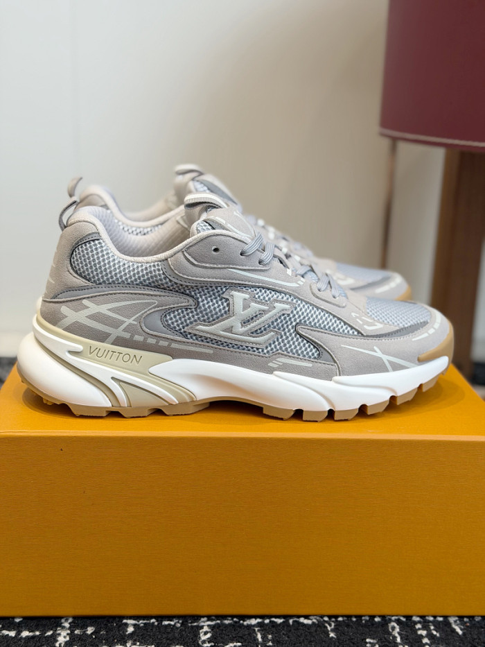 LV sneakers L0000849