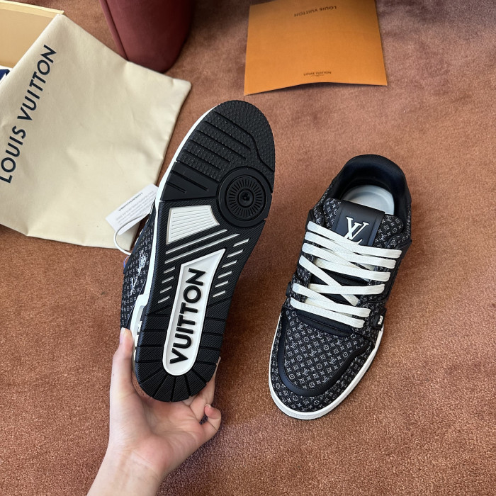 LV snekaers L0000907