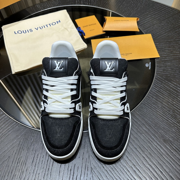 LV snekaers L0000904