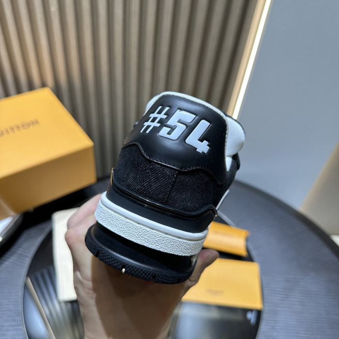 LV snekaers L0000904