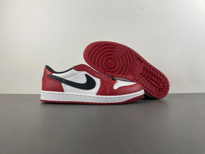 Air Jordan 1 Low OG “Chicago” HQ6998-600