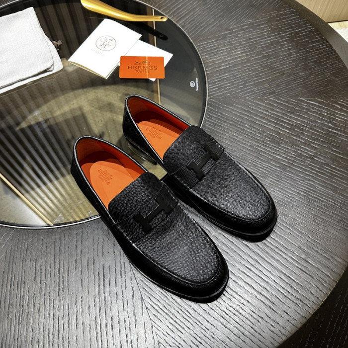 H**me5 loafers hm060