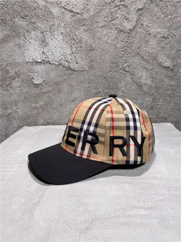 BURB*RRY HAT