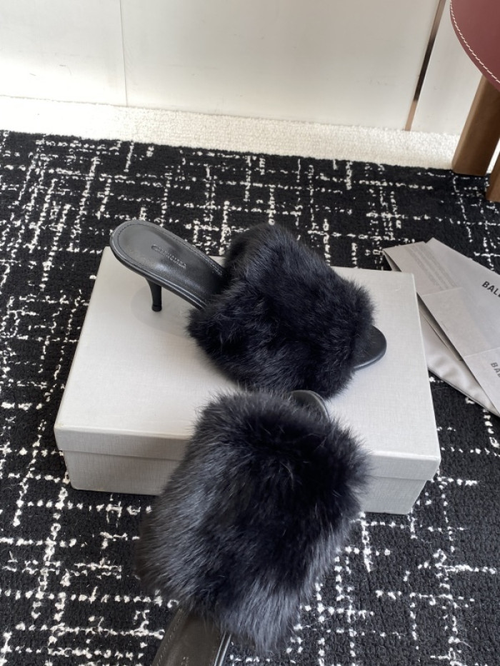 Balenciag* Sandal BS97