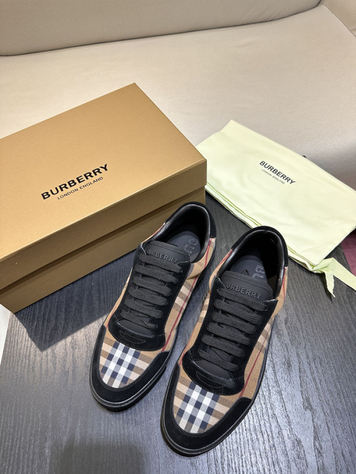 BUR*ERRY SHOES BBY95