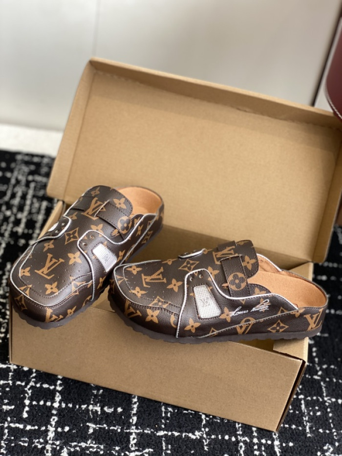 B1RKENSTOCK Sandals BK13