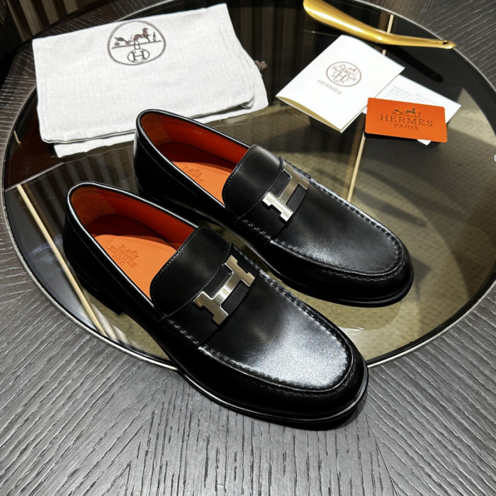 H**me5 loafers hm062