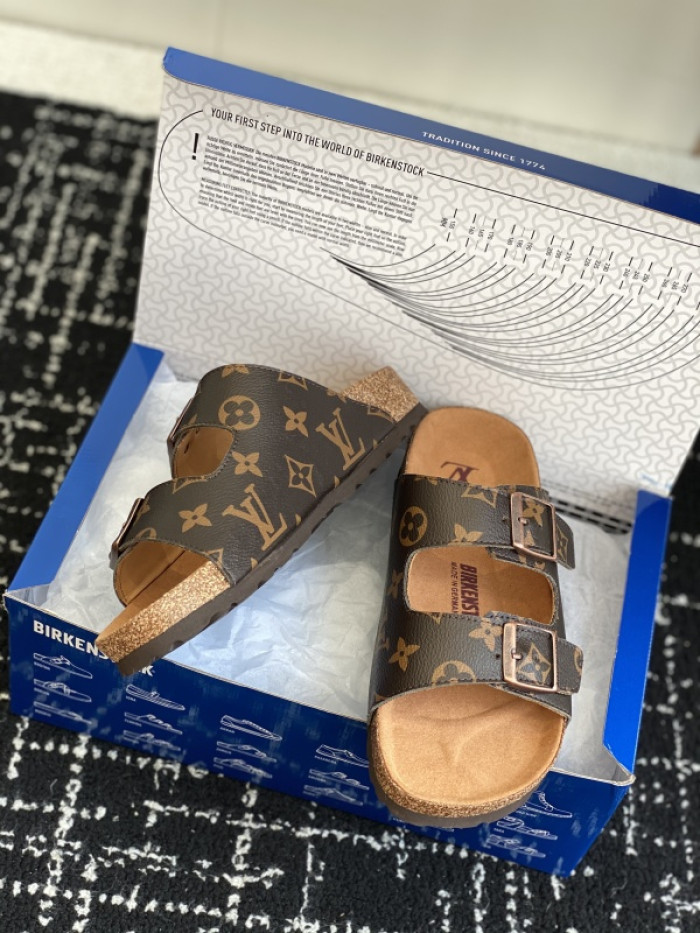 B1RKENSTOCK Sandals BK09