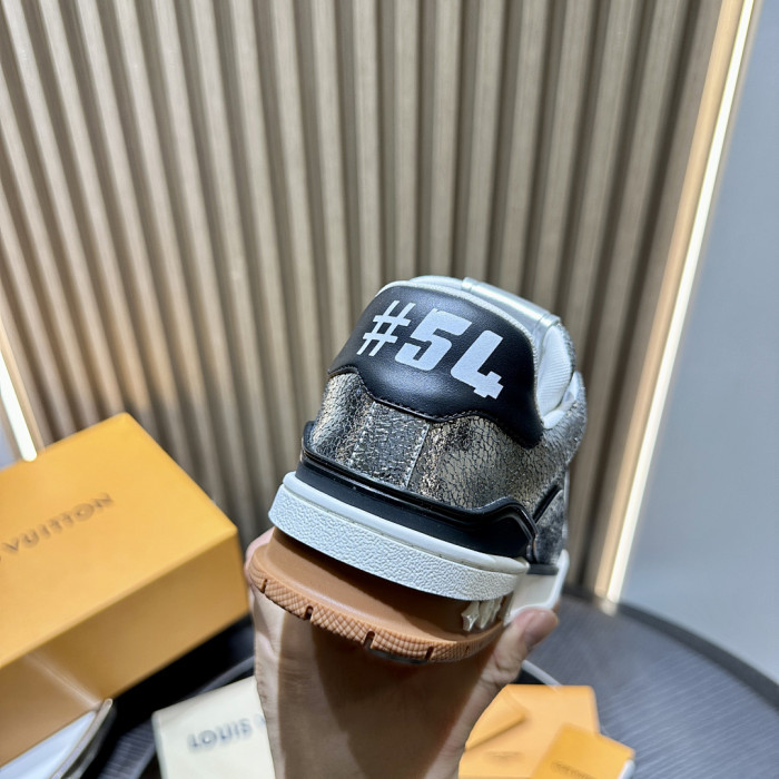 LV snekaers L0000706