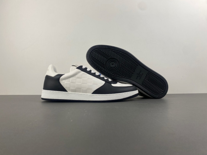 LV snekaers L0000627