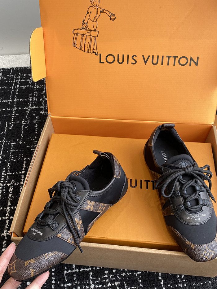 LV snekaers L0000573