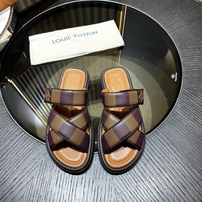 L&V sandal 215